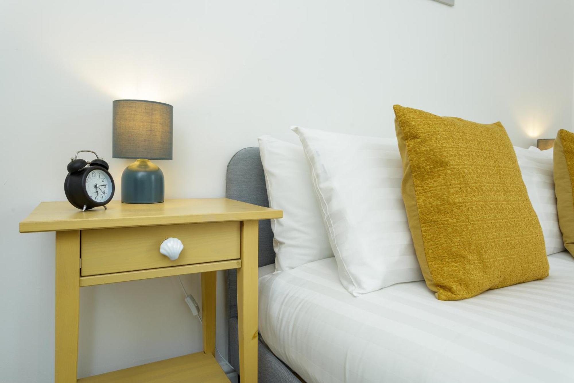 Percy Terrace - Charming 2 Bedroom Town House Portsmouth Buitenkant foto