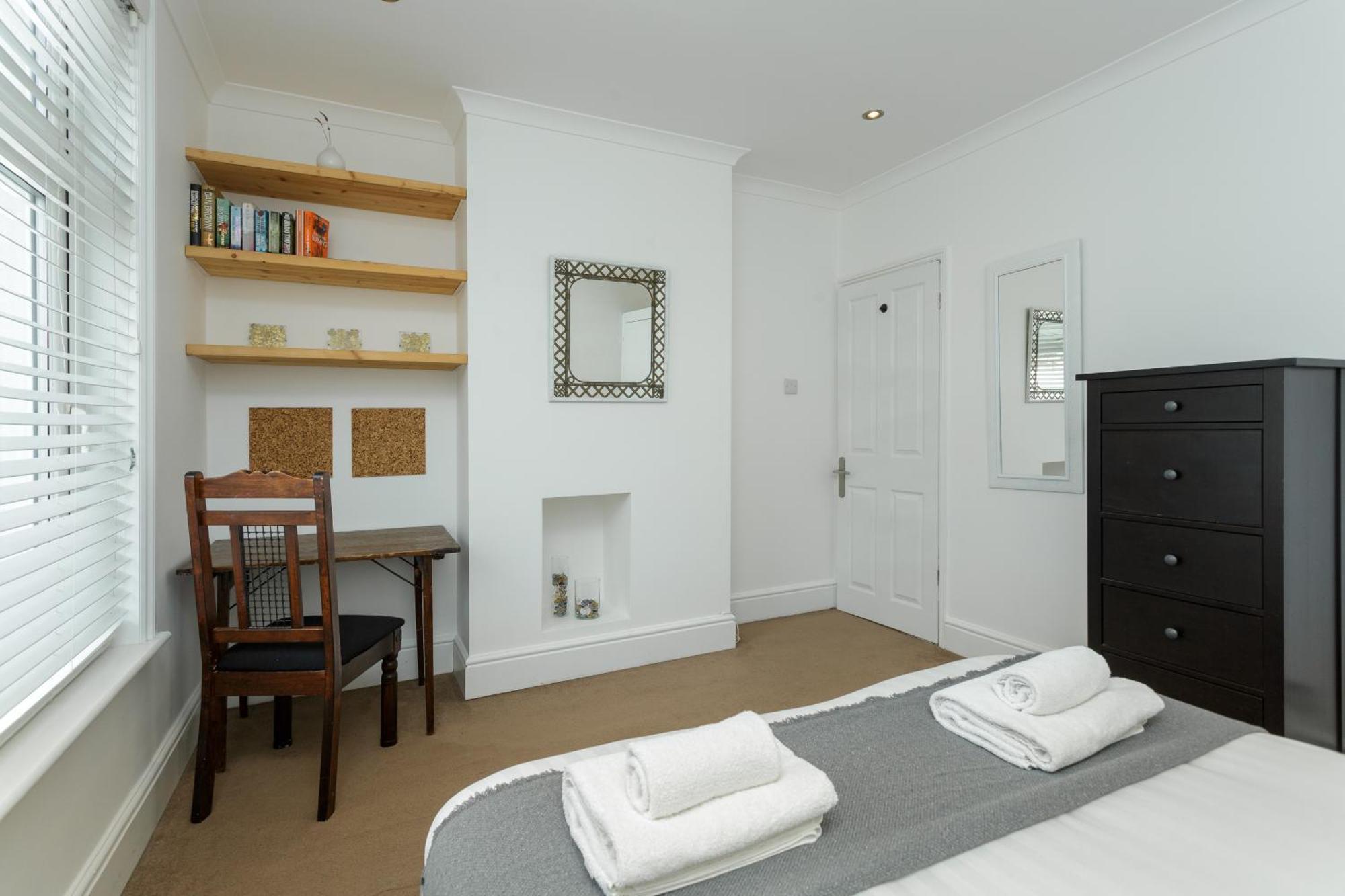 Percy Terrace - Charming 2 Bedroom Town House Portsmouth Buitenkant foto