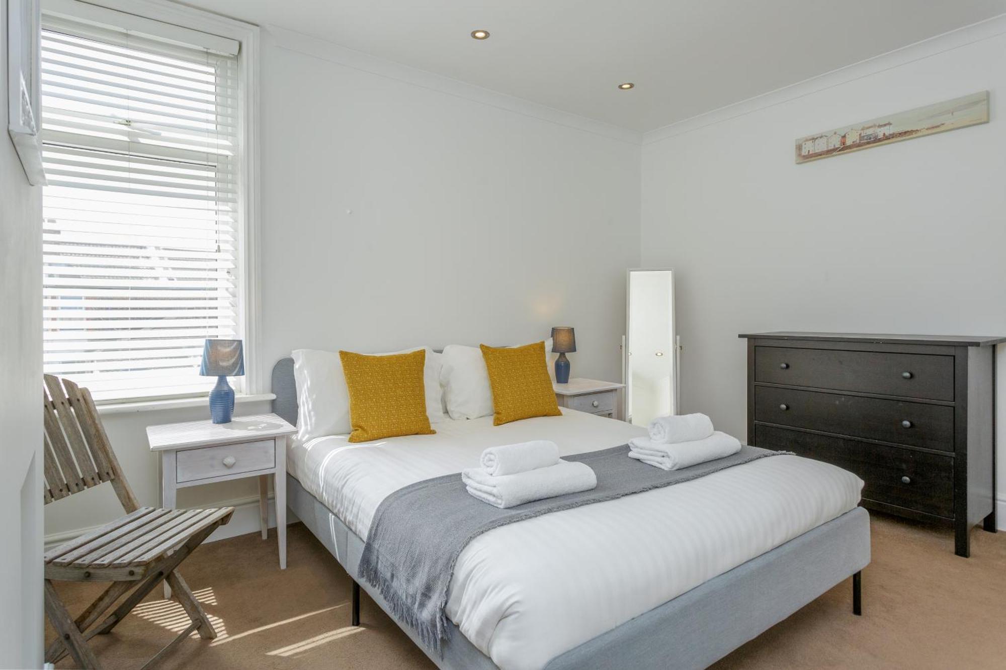 Percy Terrace - Charming 2 Bedroom Town House Portsmouth Buitenkant foto