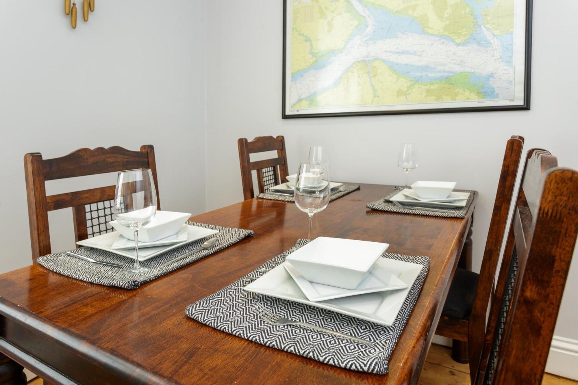Percy Terrace - Charming 2 Bedroom Town House Portsmouth Buitenkant foto